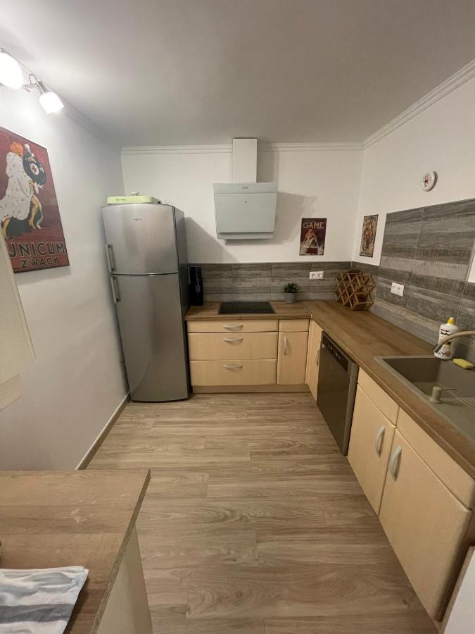 Cadet Holiday Apartman Ezuestpart Siófok Exterior foto